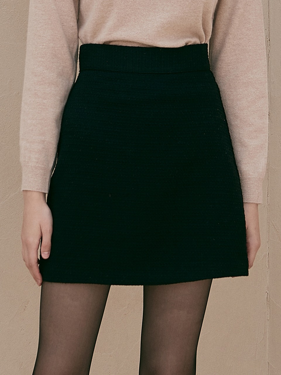 j856 mini skirt (black)