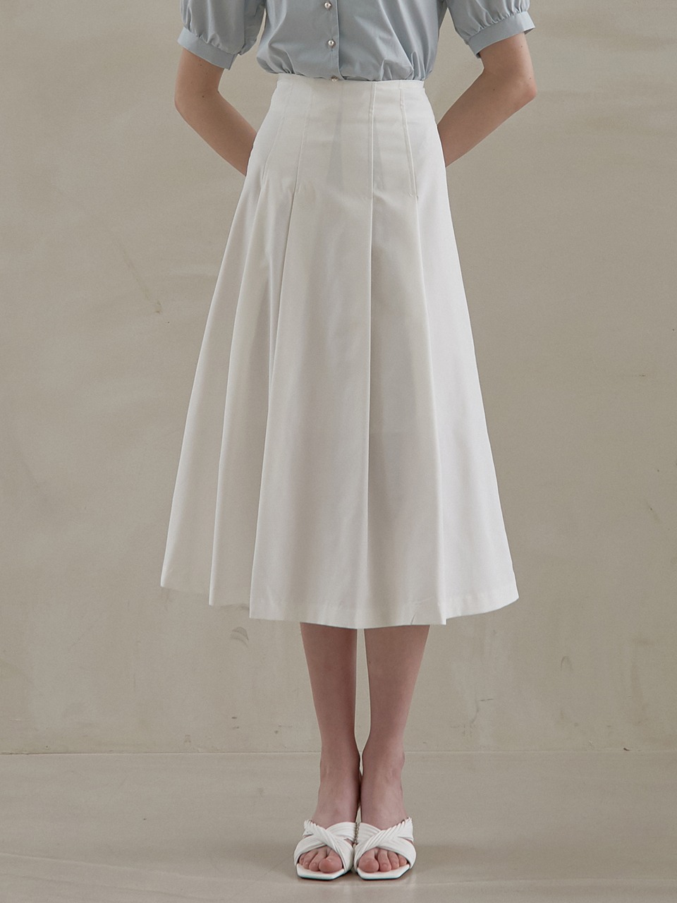 j973 pintuck long skirt (white)
