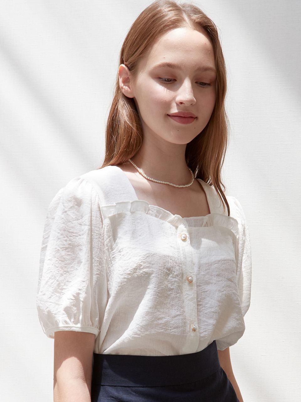 j1009 rain frill blouse (white)